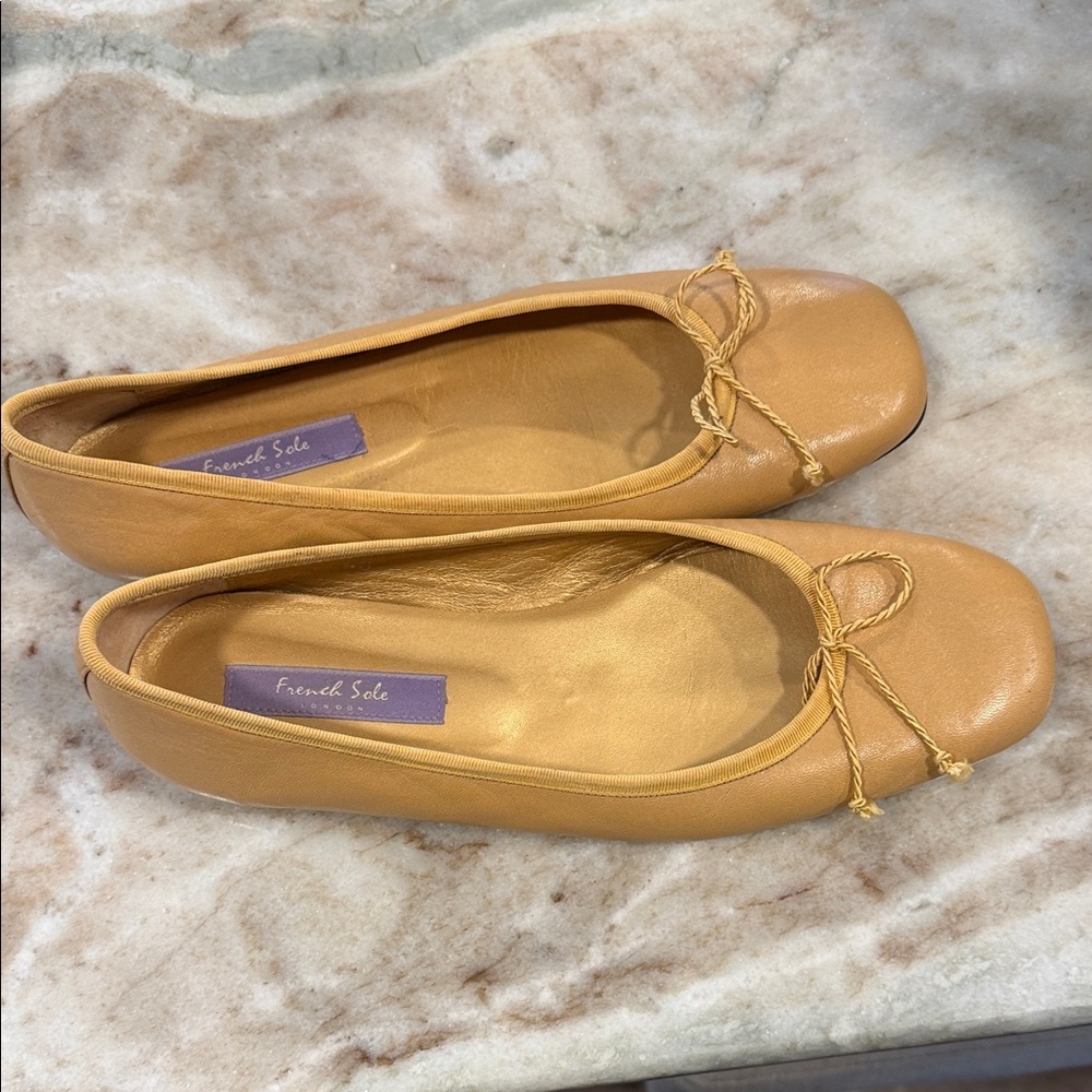 French Sole Camel Leather Ballet Flats with Bow Trim